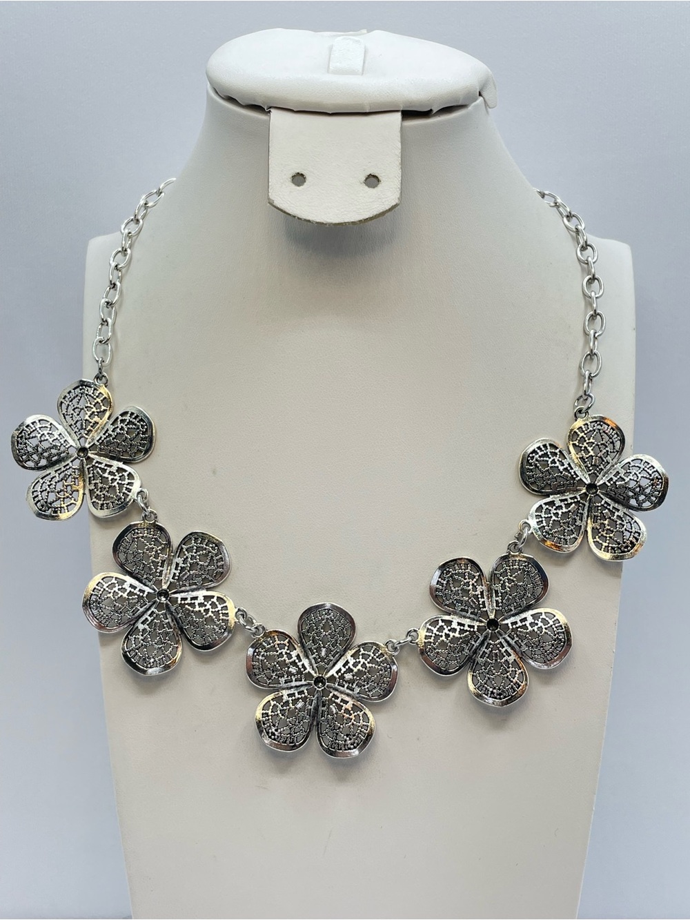 Silver Boho Floral Link Statement Necklace Vintage Inspired NWOT